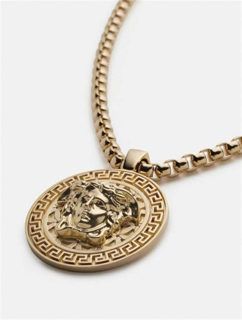 cadena versace oro hombre|Joyas de Versace .